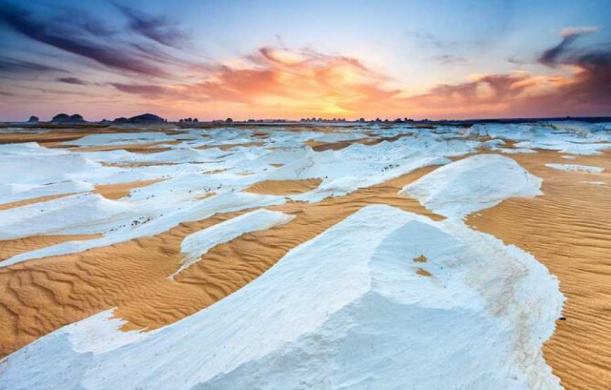 Aventura Nocturna al Oasis de Bahariya y el Desierto Negro y Blanco desde El Cairo