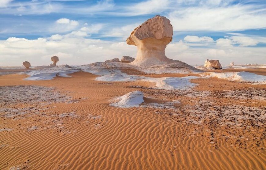 Aventura Nocturna al Oasis de Bahariya y el Desierto Negro y Blanco desde El Cairo