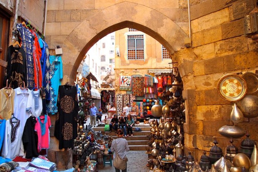 Tour VIP Guiado por El Cairo: Mercado Khan El-Khalili y Experiencia Cultural