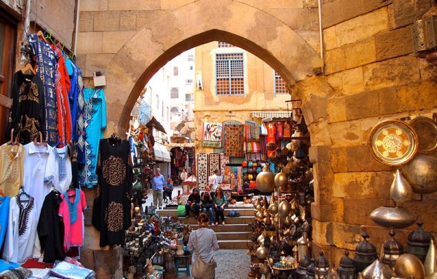 MERCADO KHAN EL-KHALILI & El Cairo Antiguo – Tour del Patrimonio Islámico y Copto