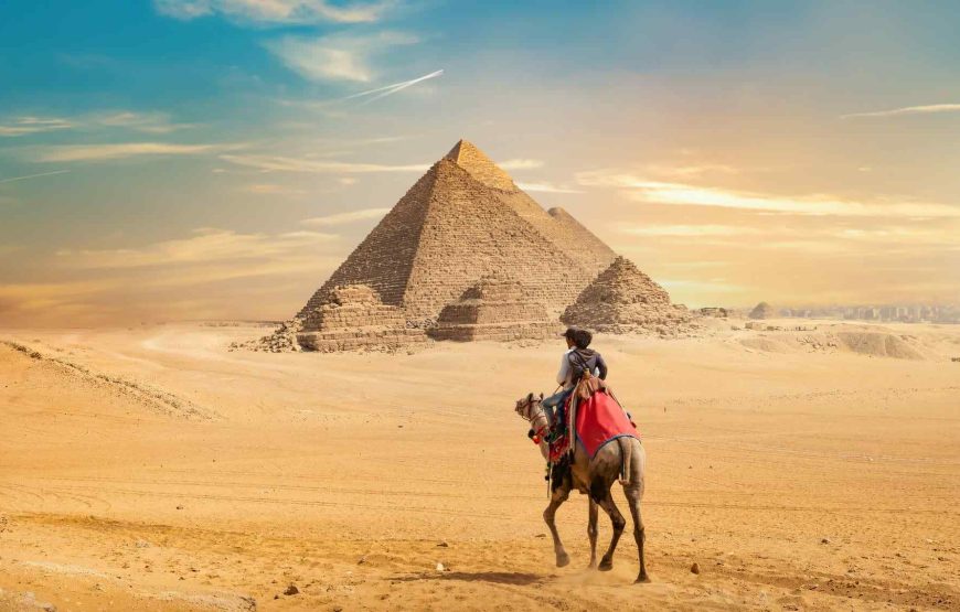 Visita guiada privada a las pirámides de Giza, Saqqara, Menfis y almuerzo