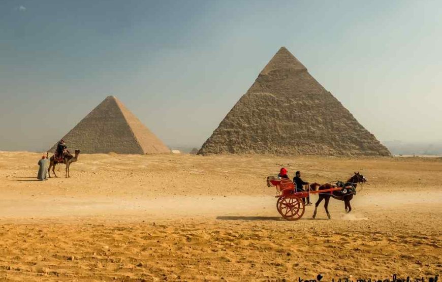 Private Guided Tour of the Pyramids of Giza, Saqqara, Memphis & Lunch